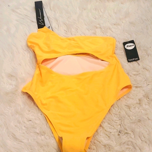 Bathing suit - Picture 2 of 2